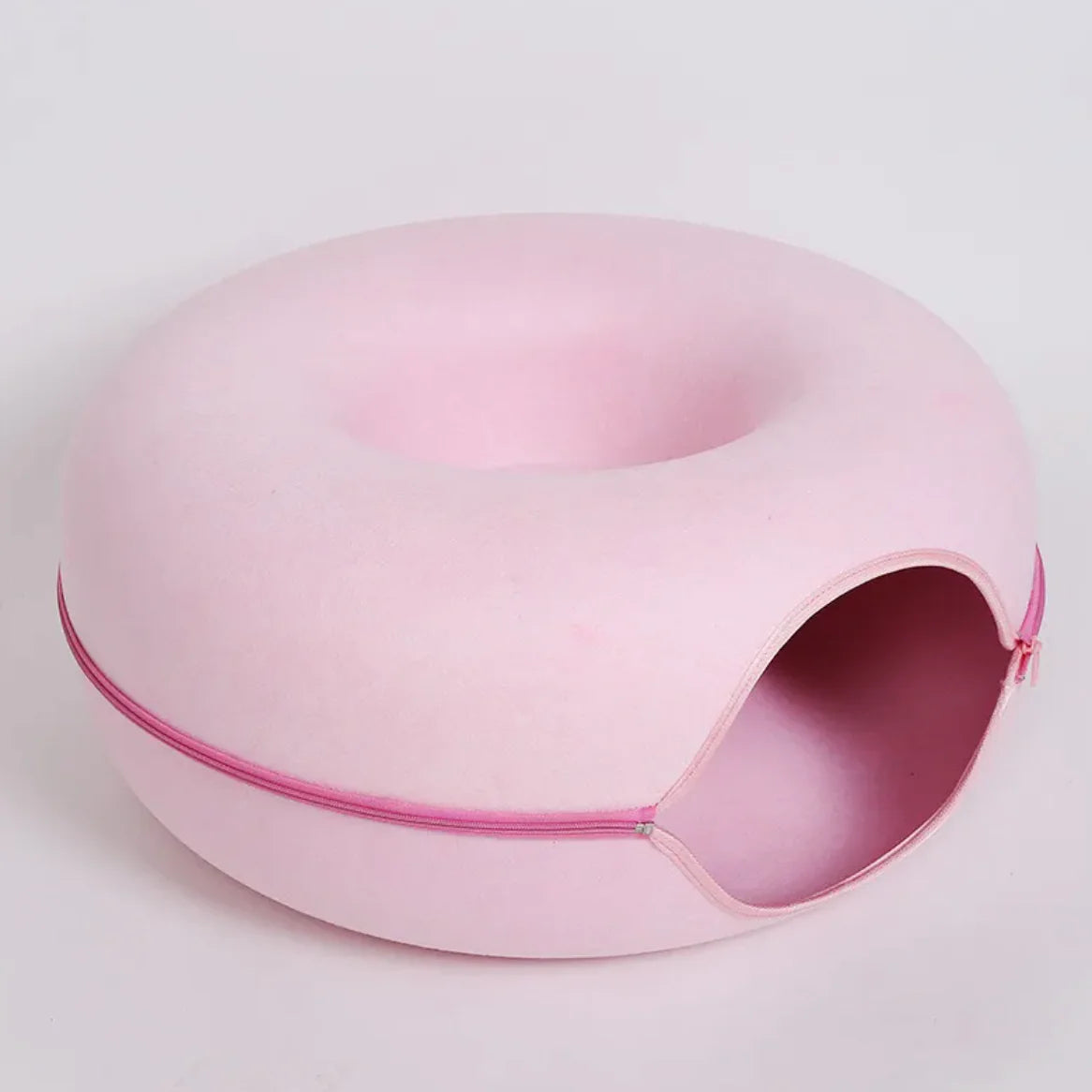 Felt Cat Tunnel & Cave Bed - Scratch-Resistant & Washable Donut Design