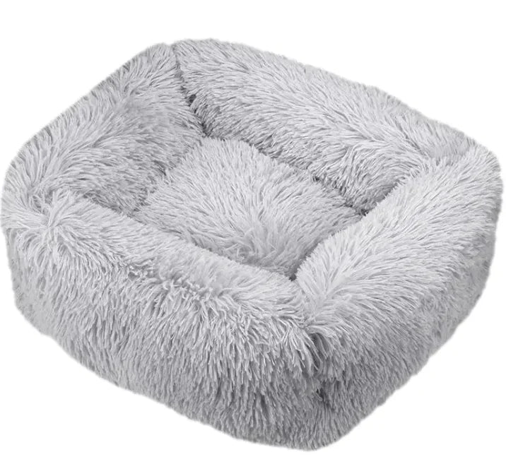 Cozy Plush Pet Bed - Machine Washable for Dogs & Cats