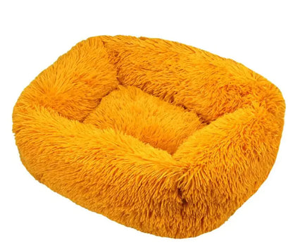 Cozy Plush Pet Bed - Machine Washable for Dogs & Cats